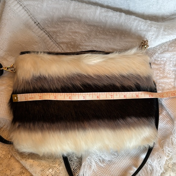 Bam Forever Black and White Faux Fur Crossbody Bag with adj strap. NWOT - Picture 10 of 12